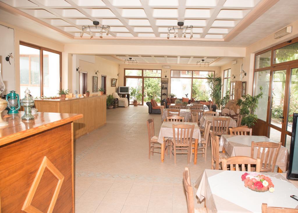 Aparthotel Morfoula à Vatera Extérieur photo
